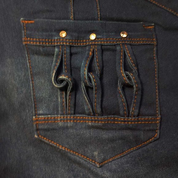 Diva Star Push Up Denim Blue Jeans Capris High Waist Whiskering NWT Size 13 - Picture 10 of 11